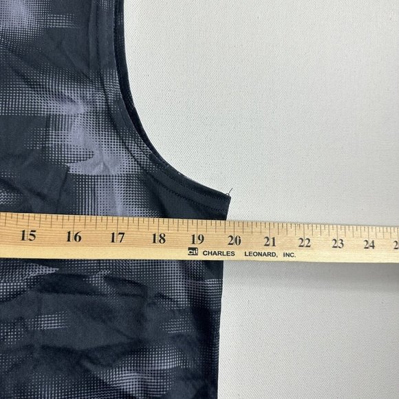 Tapout Tank Top Men Medium Sleeveless Shirt Camo Graphic Activewear Athletic Gym - Picture 7 of 9